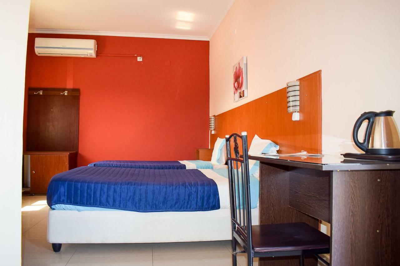 Le Victoria Hotel Tete Kültér fotó