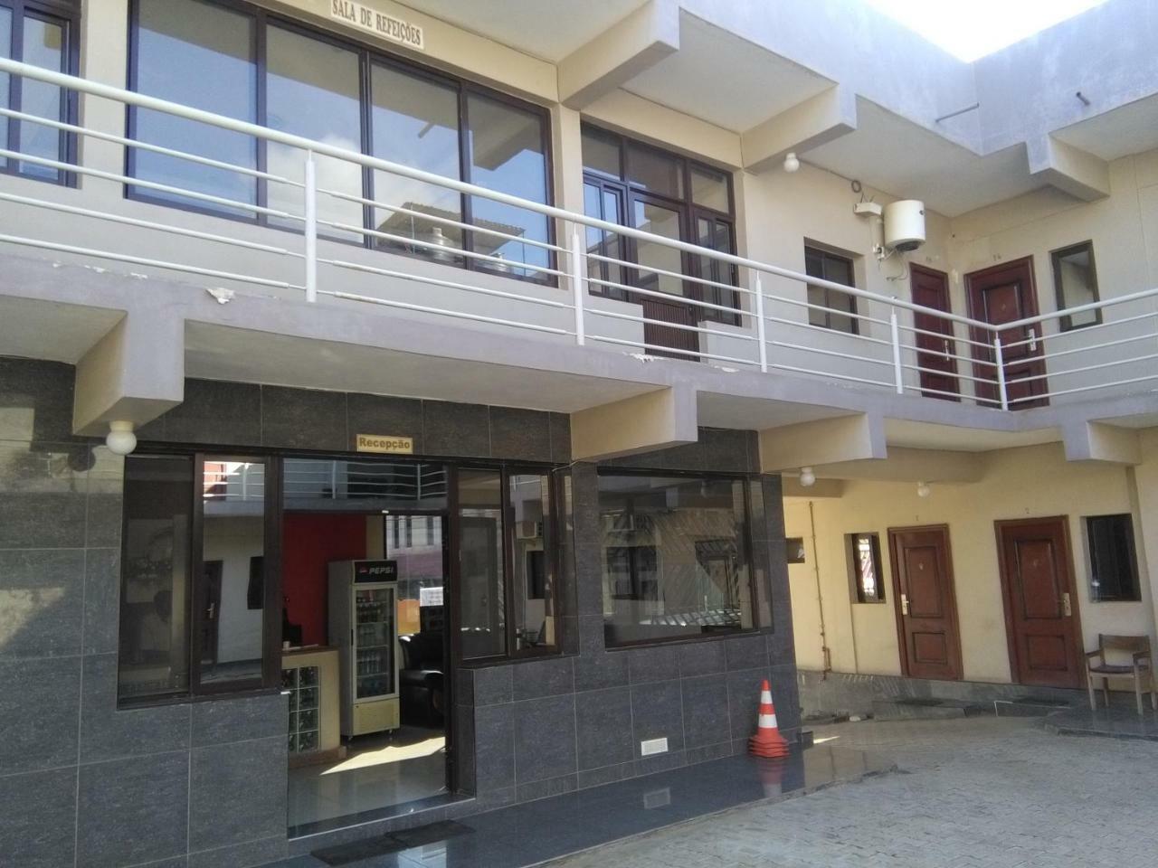 Le Victoria Hotel Tete Kültér fotó