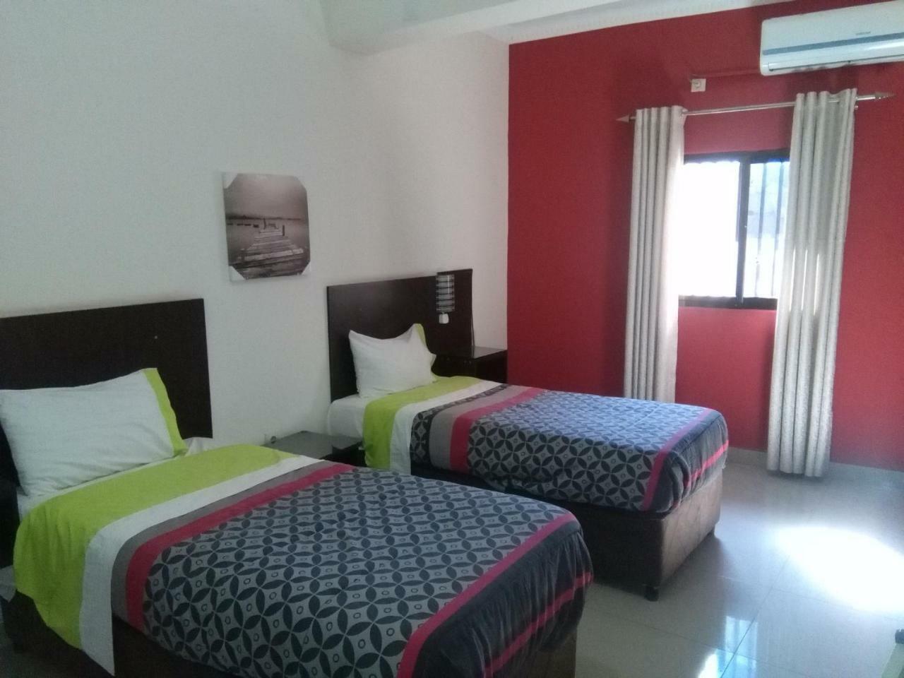 Le Victoria Hotel Tete Kültér fotó
